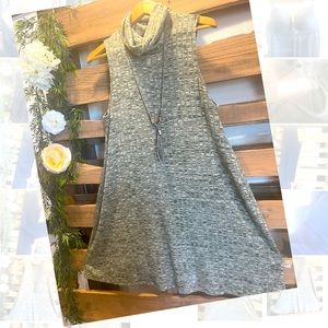 FOREVER 21 High Neck Tunic Dress Woman Size: L.